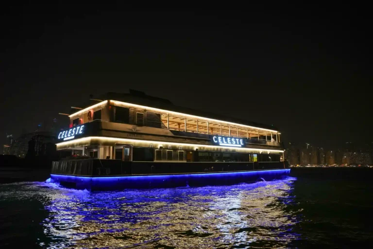 Boat Cruise in Dubai Marina