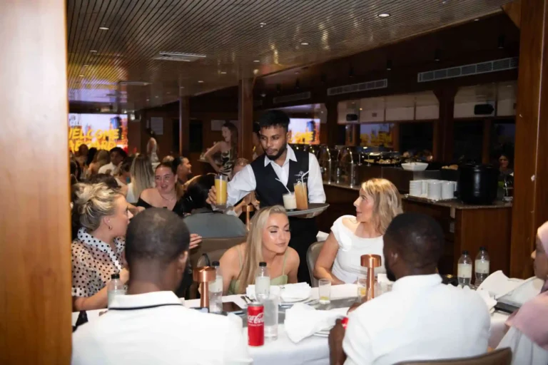 Vegetarian Dinner Cruise Dubai