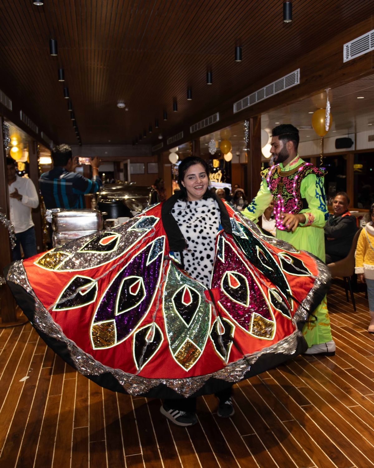 Dinner Cruise with Live Entertainment