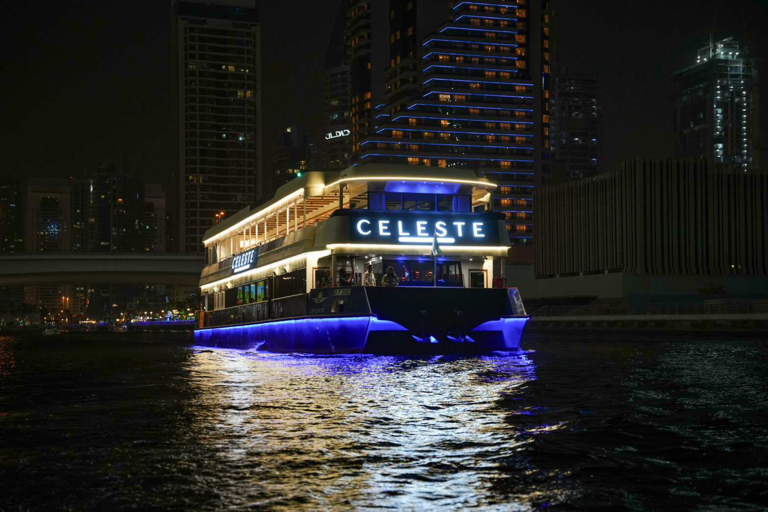 Dinner cruise dubai