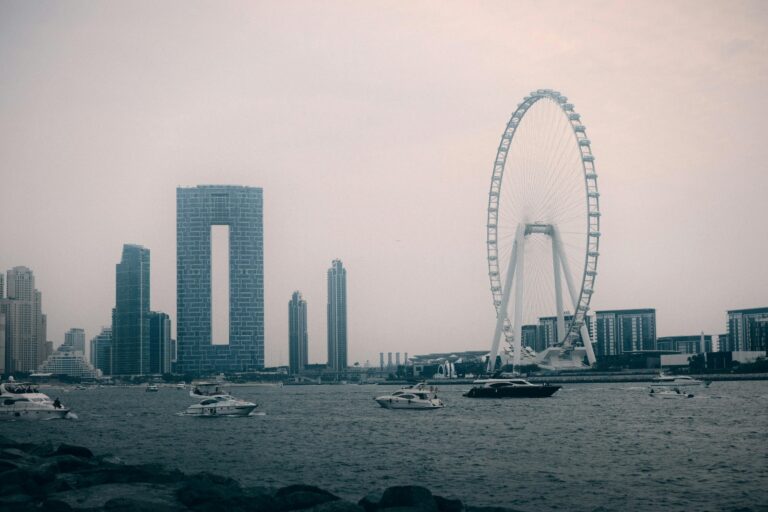 Dinner Cruise Near Ain Dubai