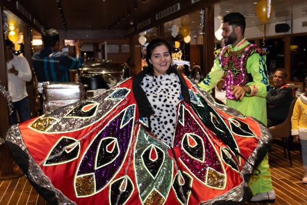 Dinner Cruise with Live Entertainment