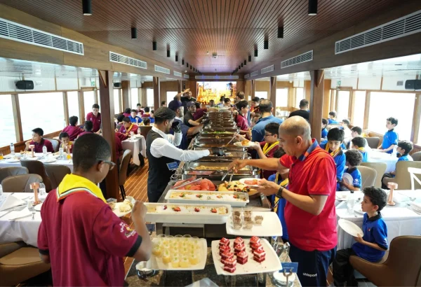 Dubai Marina cruise buffet menu for kids